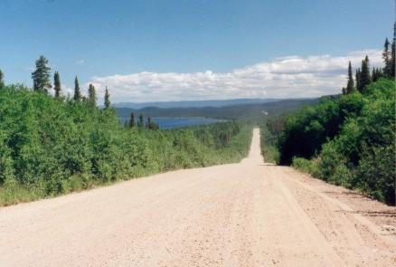 km285, with the Manicougan Reservoir visible up ahead